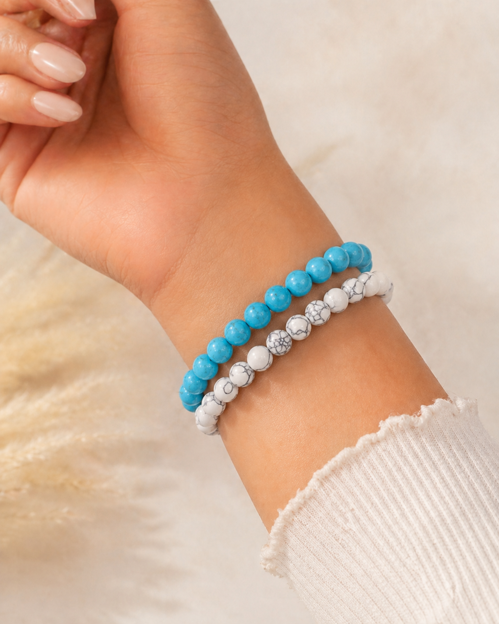Bracelets en pierres naturelles turquoise et howlite